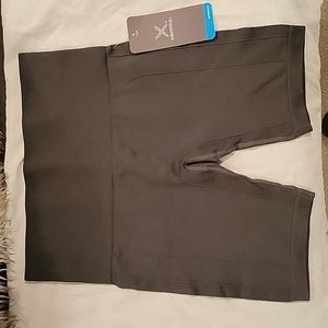 NWOT Seemless Bike Shorts - Homma